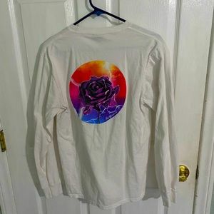 Long sleeve huf lighting rose in white